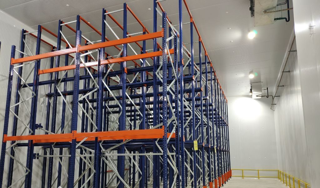 All In aumentó su capacidad de cámaras para refrigerados y congelados