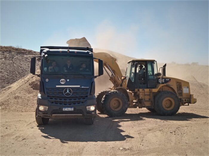 Conducción segura: Mercedes-Benz implementa el programa Truck Training en la industria minera