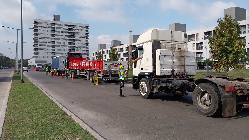 Vehículos de carga pesada más eficientes y seguros en la Ciudad de Buenos Aires