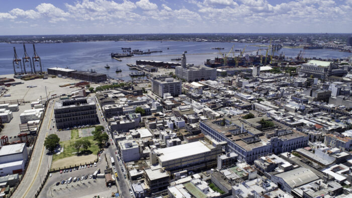 Uruguay y Argentina: dragado del acceso al Puerto de Montevideo