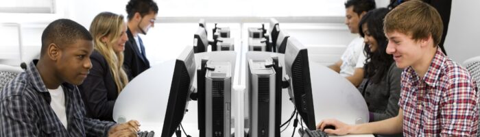 ¿Qué debe incluir la capacitación en ciberseguridad?