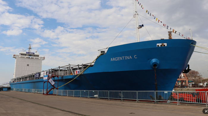 La desregulación llegó al transporte y a la logística fluvial