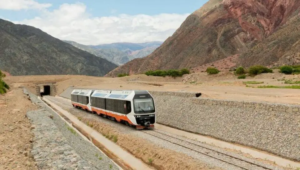 El primer tren solar de Latinoamérica busca nuevo operador
