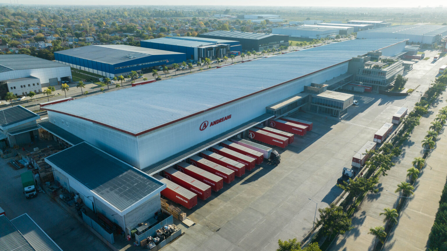 Andreani incorpora un servicio de envíos internacionales para cargas de gran volumen