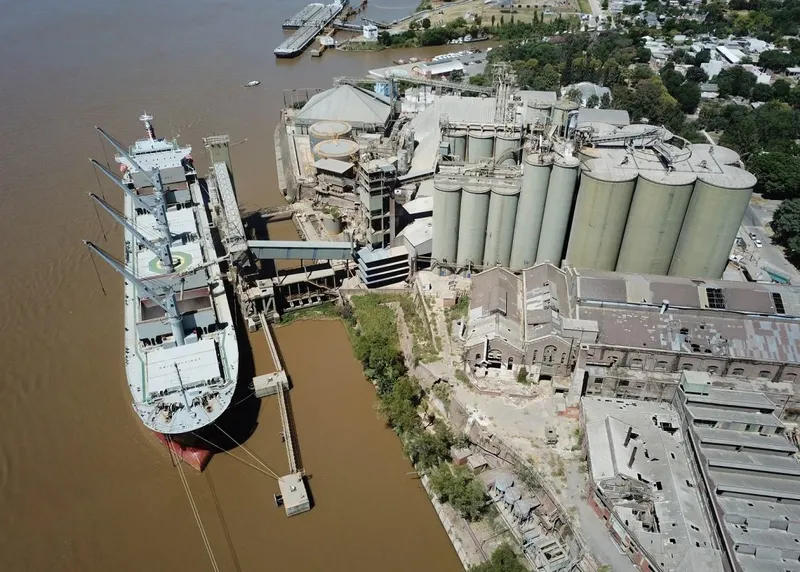 Inversiones millonarias redefinen el sistema portuario santafesino