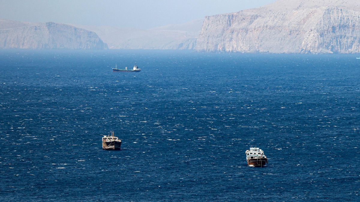El cierre del Estrecho de Ormuz sacude el comercio y la logística mundial