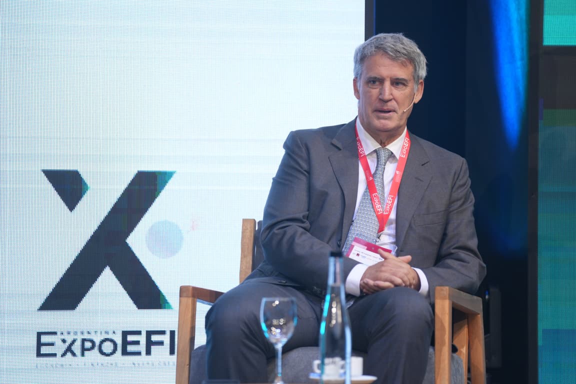 Alfonso Prat Gay en Expo EFI: “No tenemos garantías de que este proceso de cambio termine bien”